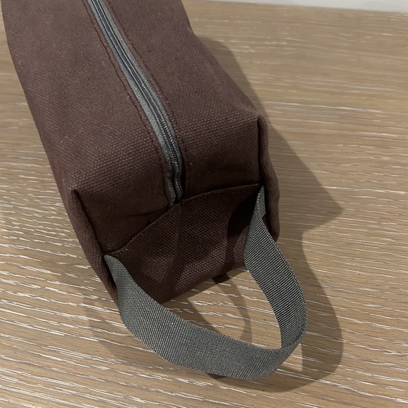 New Every Man Jack Toiletry Travel Bag - Picture 5 of 9